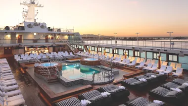 From Japan to Thailand: Discover Asia by sea aboard Oceania Regatta