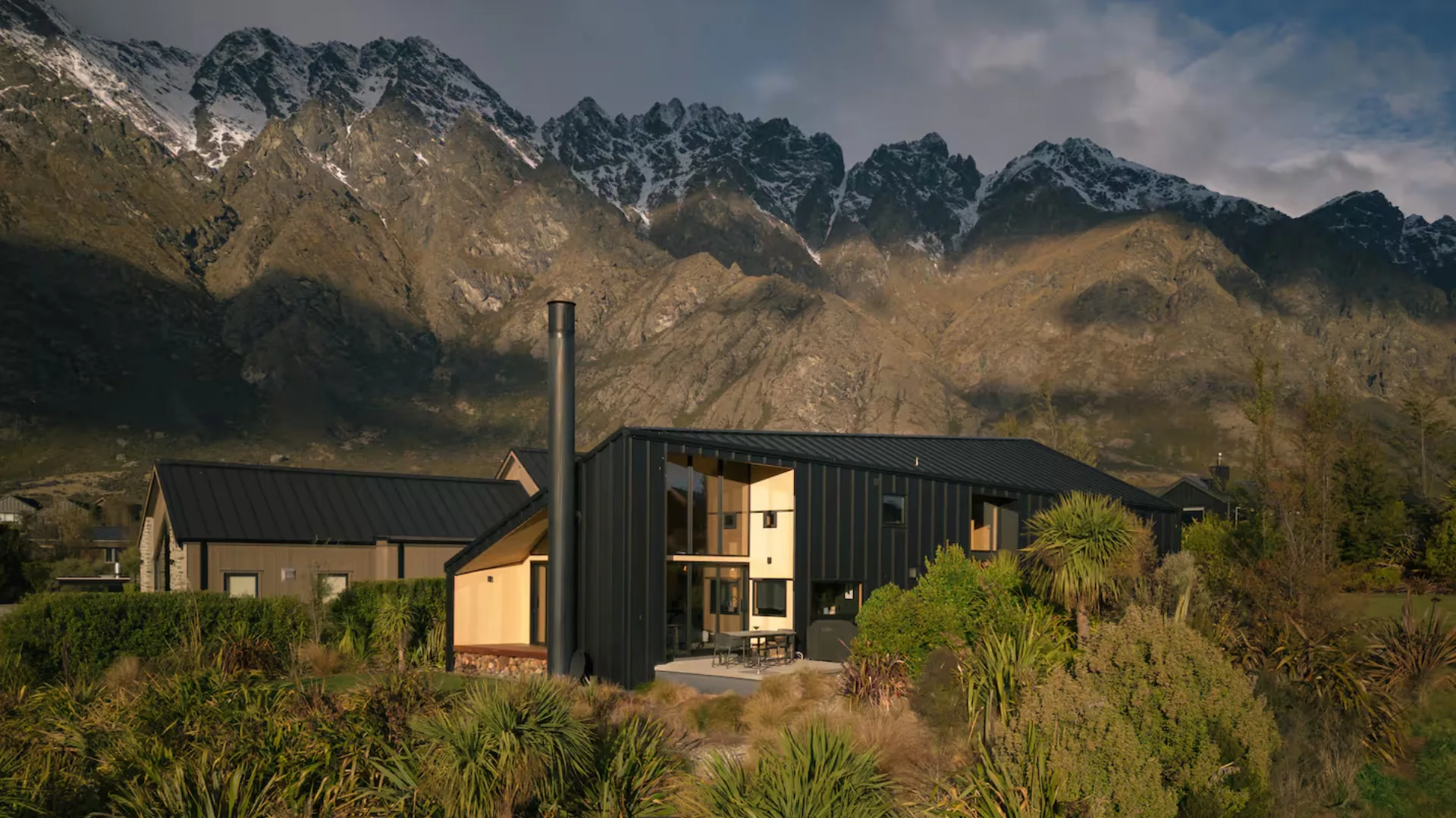 Tom's House, an Airbnb in Queenstown