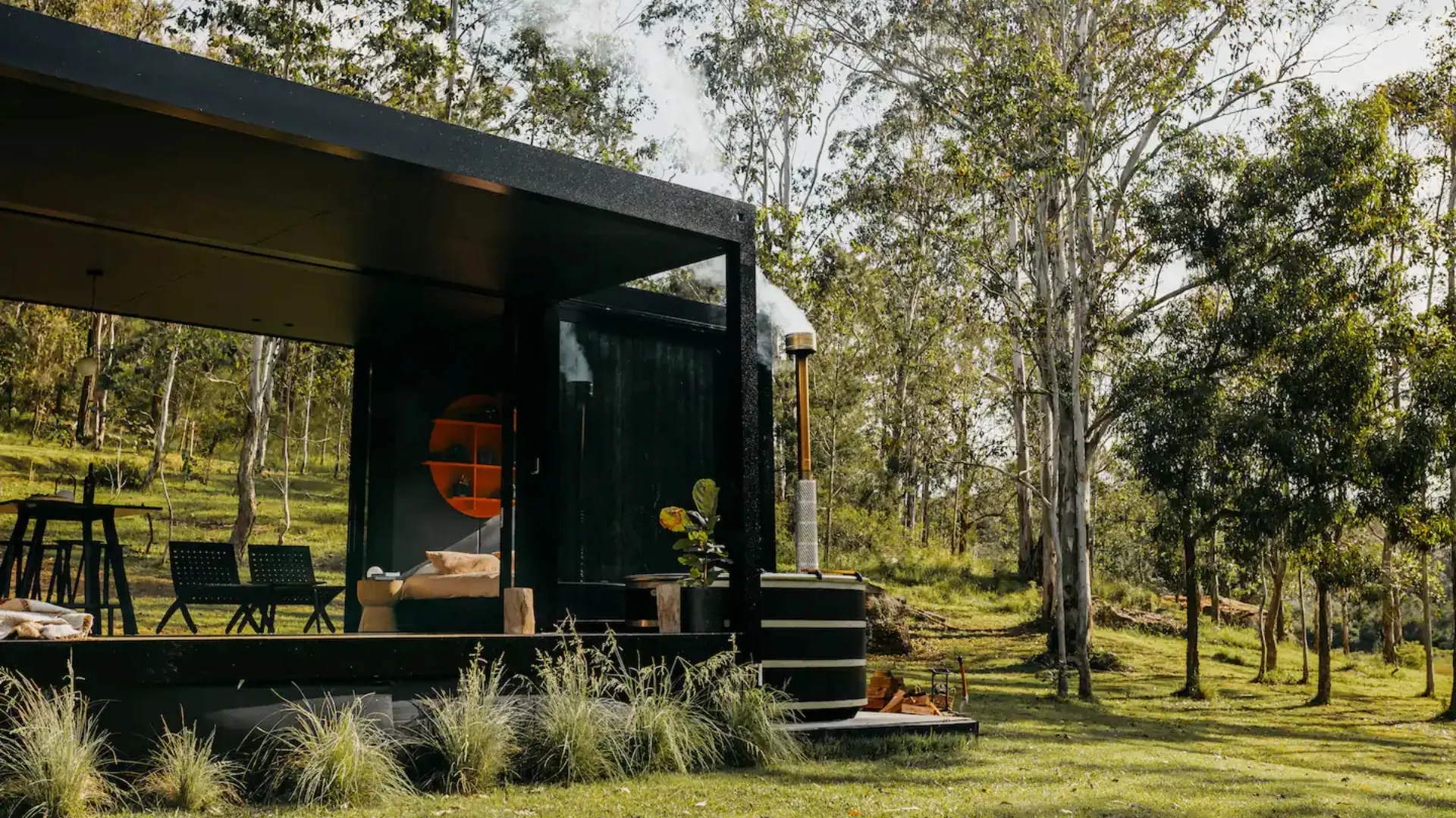 Billys Hideaway airbnb in Wollombi Hunter Valley. Sleeps Four