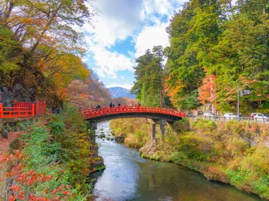 Nikko: Kegon Falls, Lake Chuzenji and Toshogu Temple