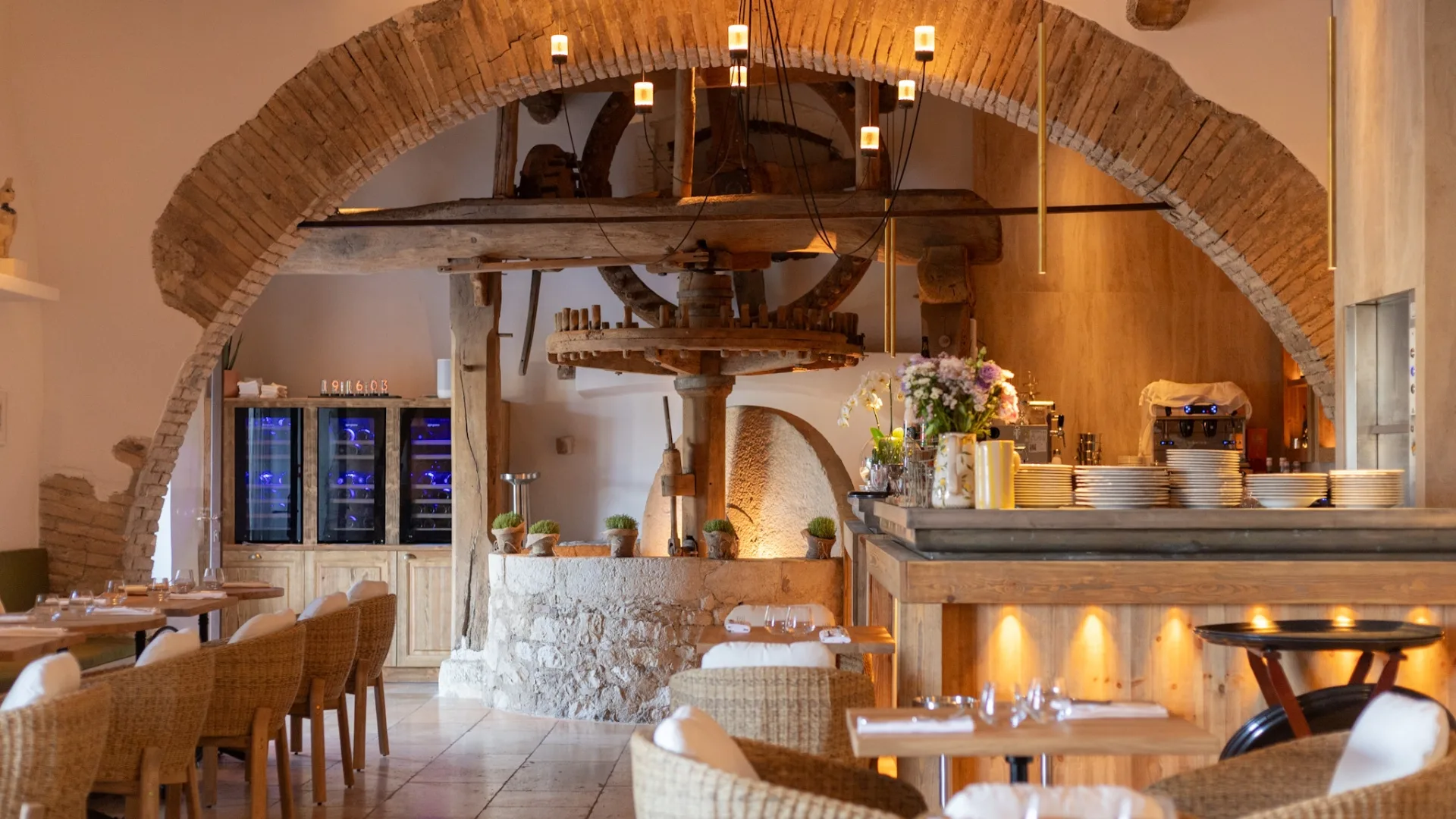 Le Moulin de Saint-Paul’s
dining room.