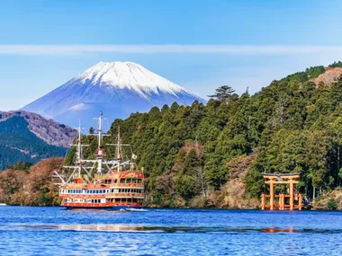 Tokyo tour to Mt. Fuji, Hakone, Lake Ashi Cruise and Bullet Train