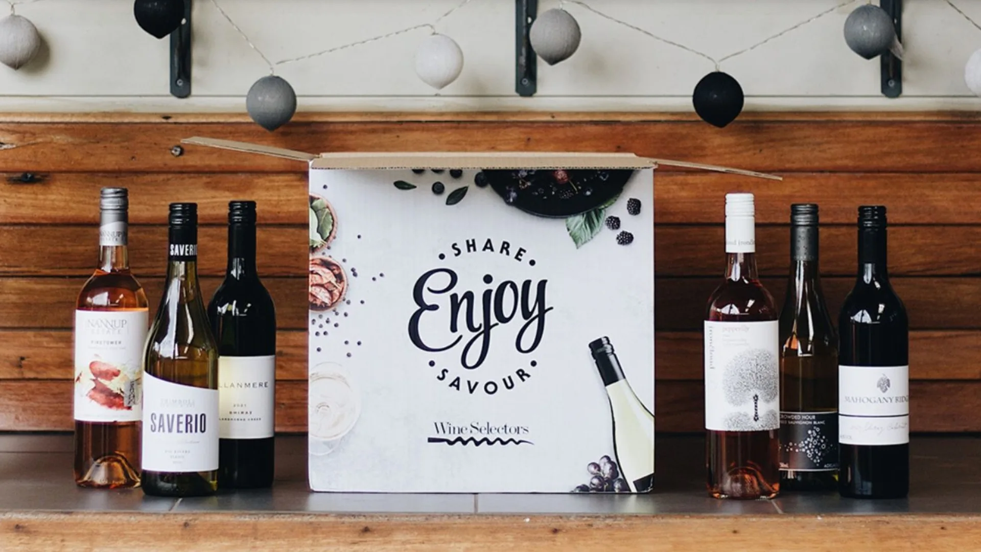 The contents of the Wine Selectors box