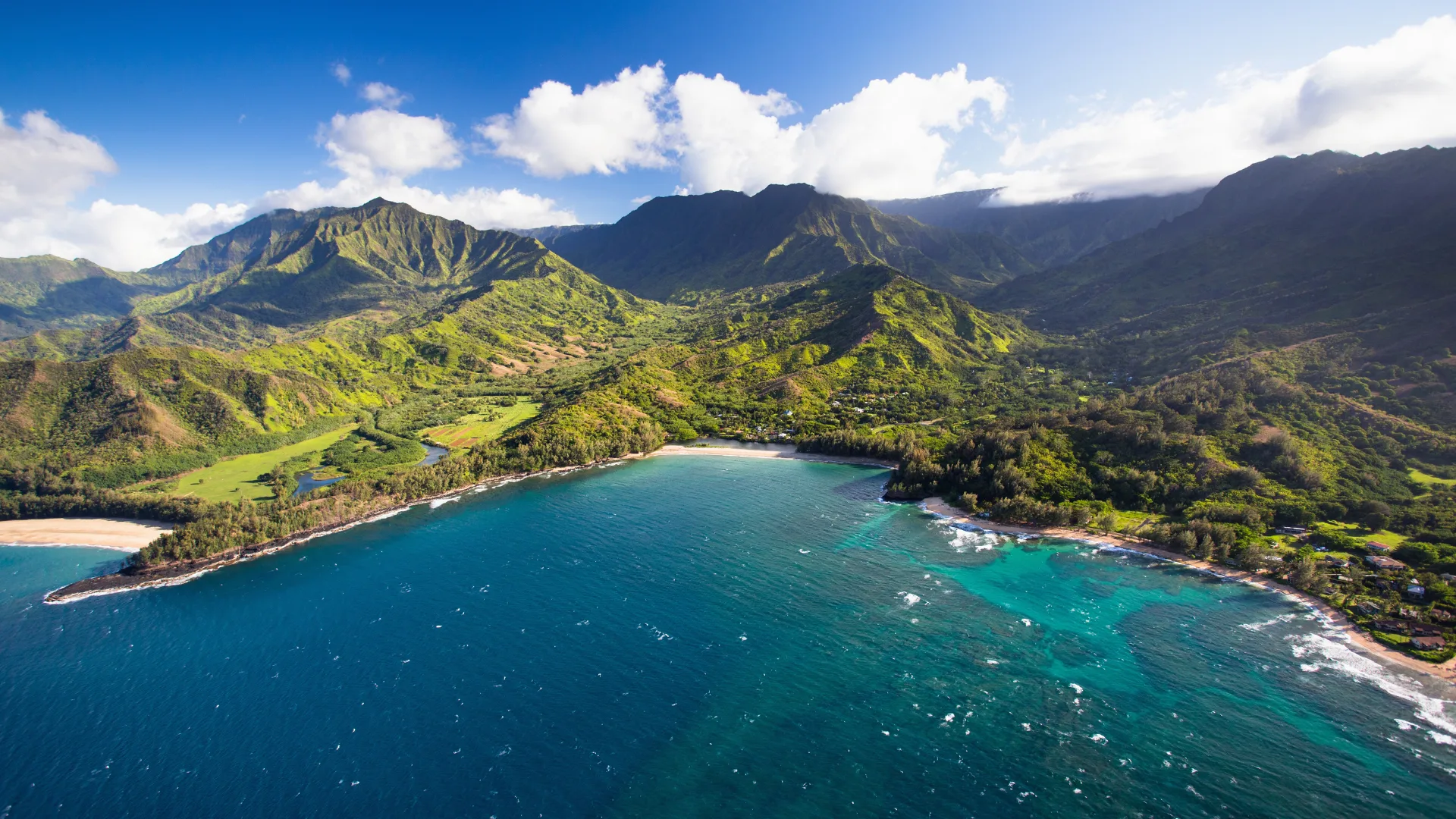 Scenic views of Kauai from above. Keâ??e Beach is at the end of the road on the North Shore.