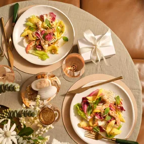 King prawn, mango and hazelnut salad.