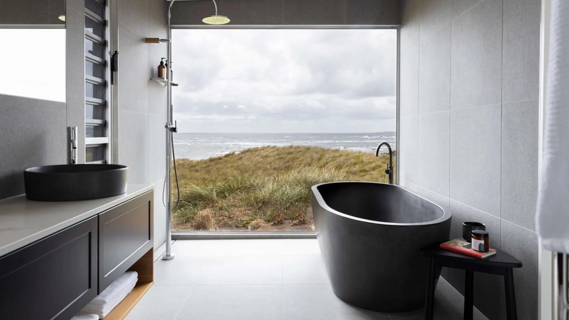 Along the rugged coastline of Tasmania’s King Island, Kittawa Lodge originally opened in 2019 with two one-bedroom lodges.