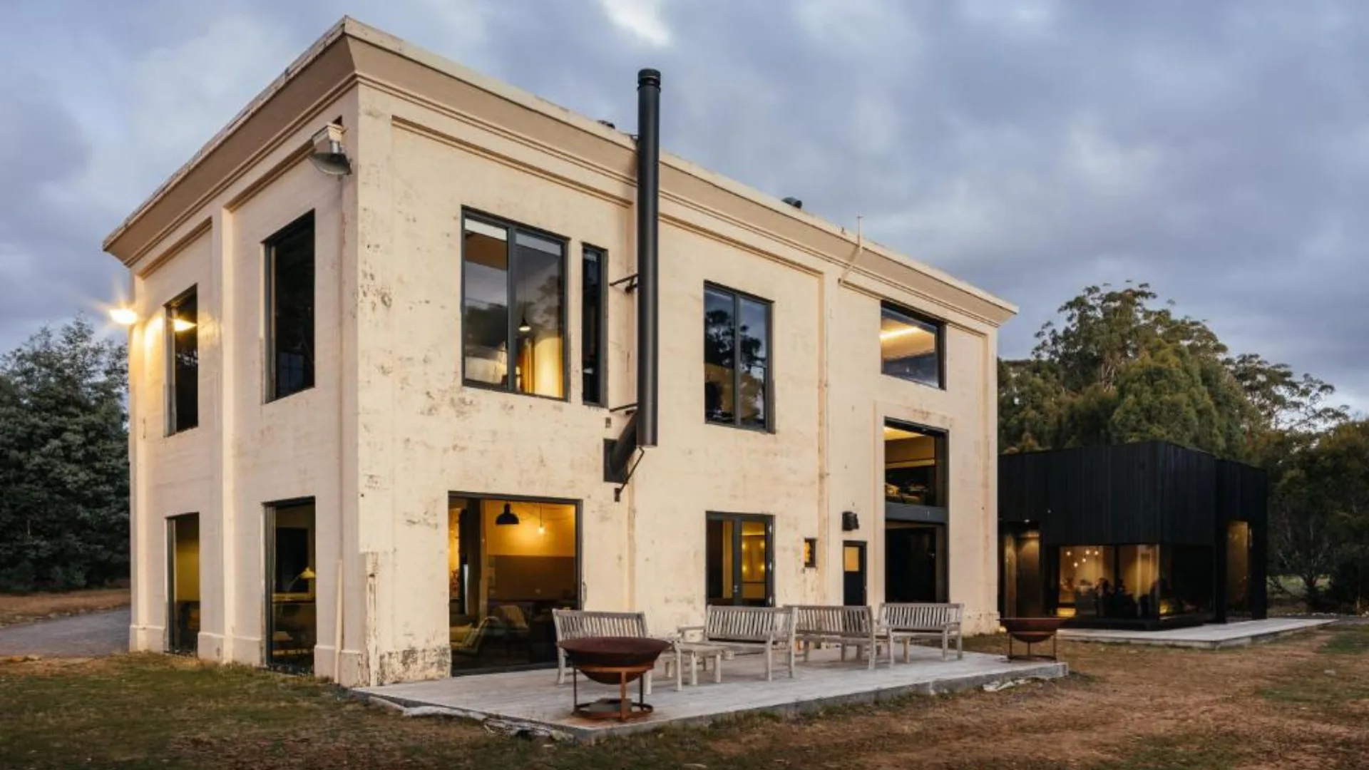 Pumphouse Point in Lake St Clair, Tasmania
