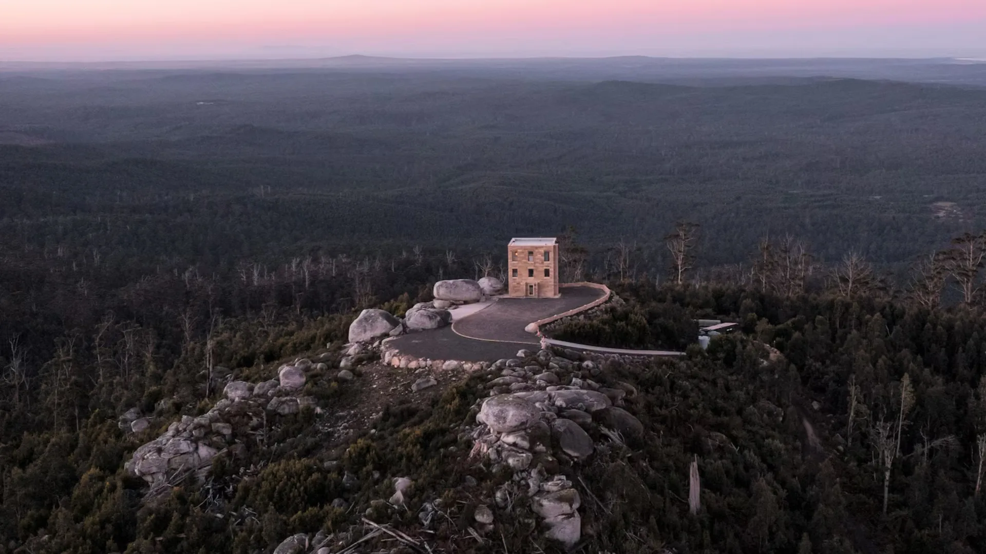 THE KEEP - luxury couples escape in Goulds Country, Australia