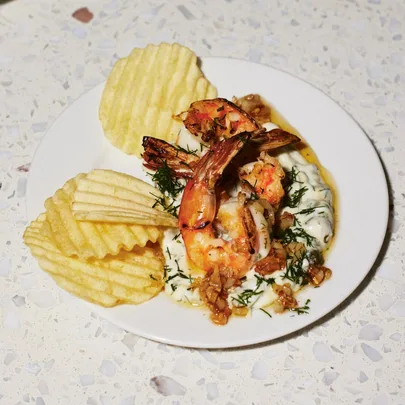 Grilled prawns with dipping sauce