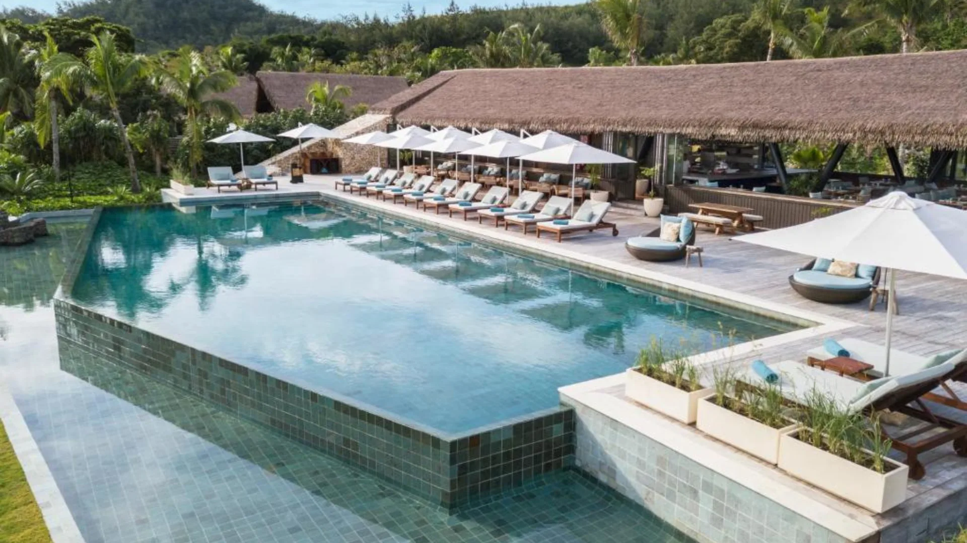 An overhead view of the Six Senses pool area