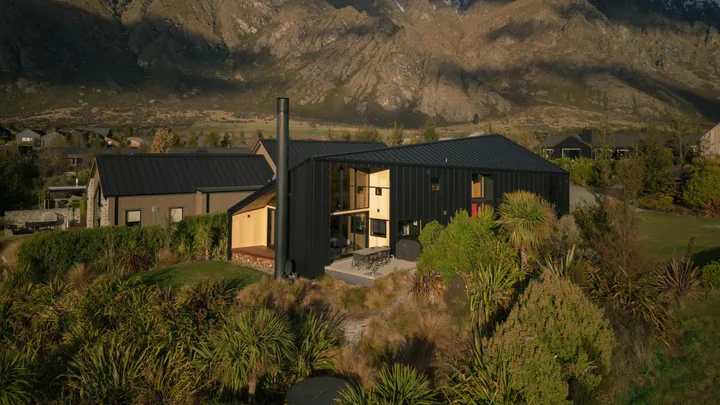 From lake views to mountain vistas: Queenstown’s top elevated stays