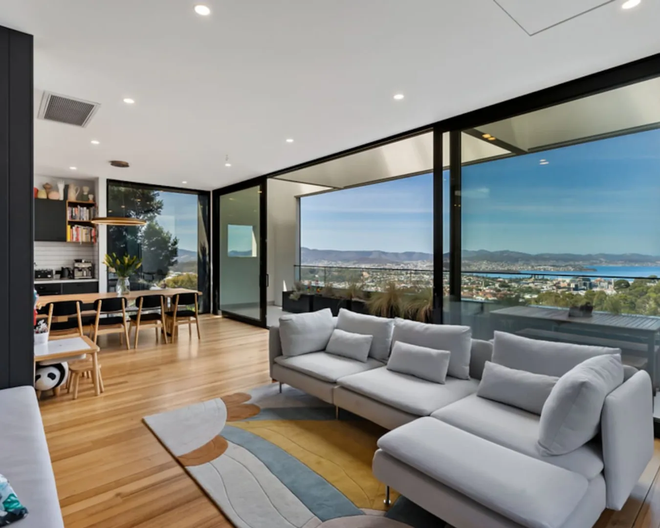 The spacious living area of Hobart Airbnb Summerhill.