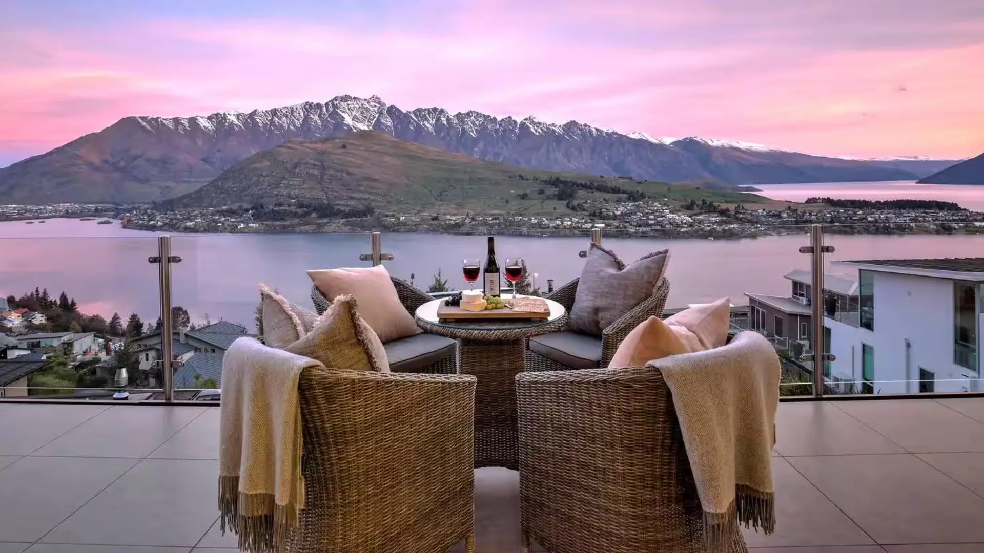 Vista's paradise, an Airbnb in Queenstown