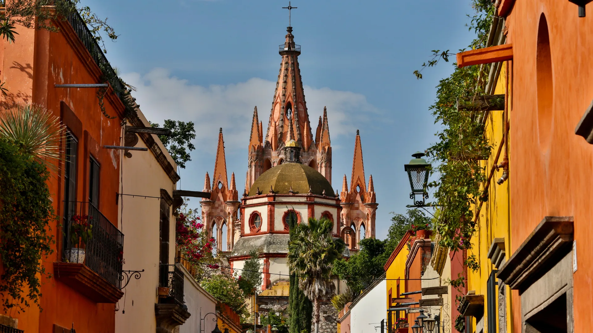 Parroquia de San Miguel Arcangel, San Miguel