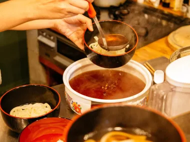 Make chewy udon and soup from scratch in Osaka with Airbnb Experiences