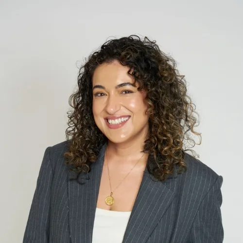 Profile picture of Zahra Campbell-Avenell