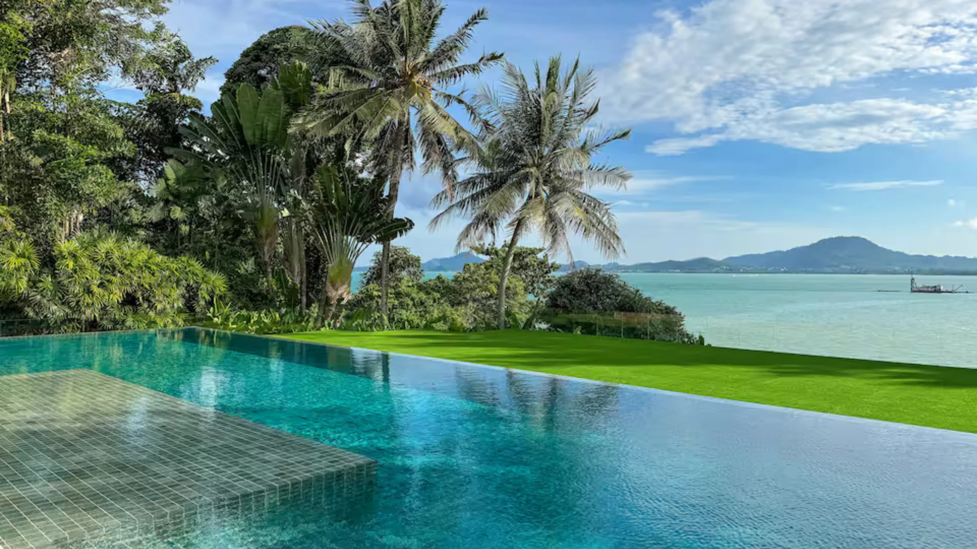 super luxury villa in amphoe thalang, thailand