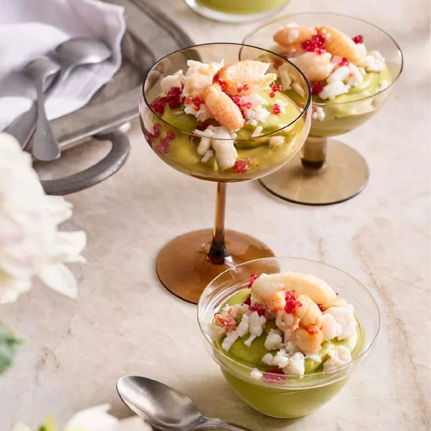 Stephanie Alexander&rsquo;s avocado bavarois with crab and finger lime