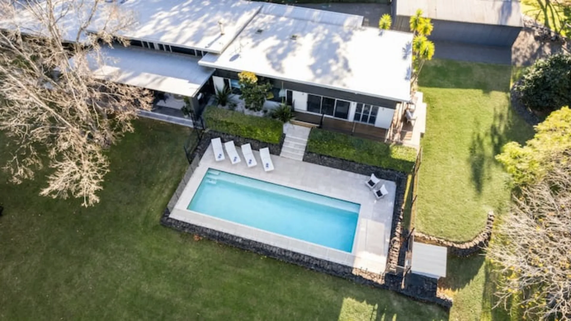 454 @ Jaspers, an Airbnb in the South Coast at Jaspers Brush