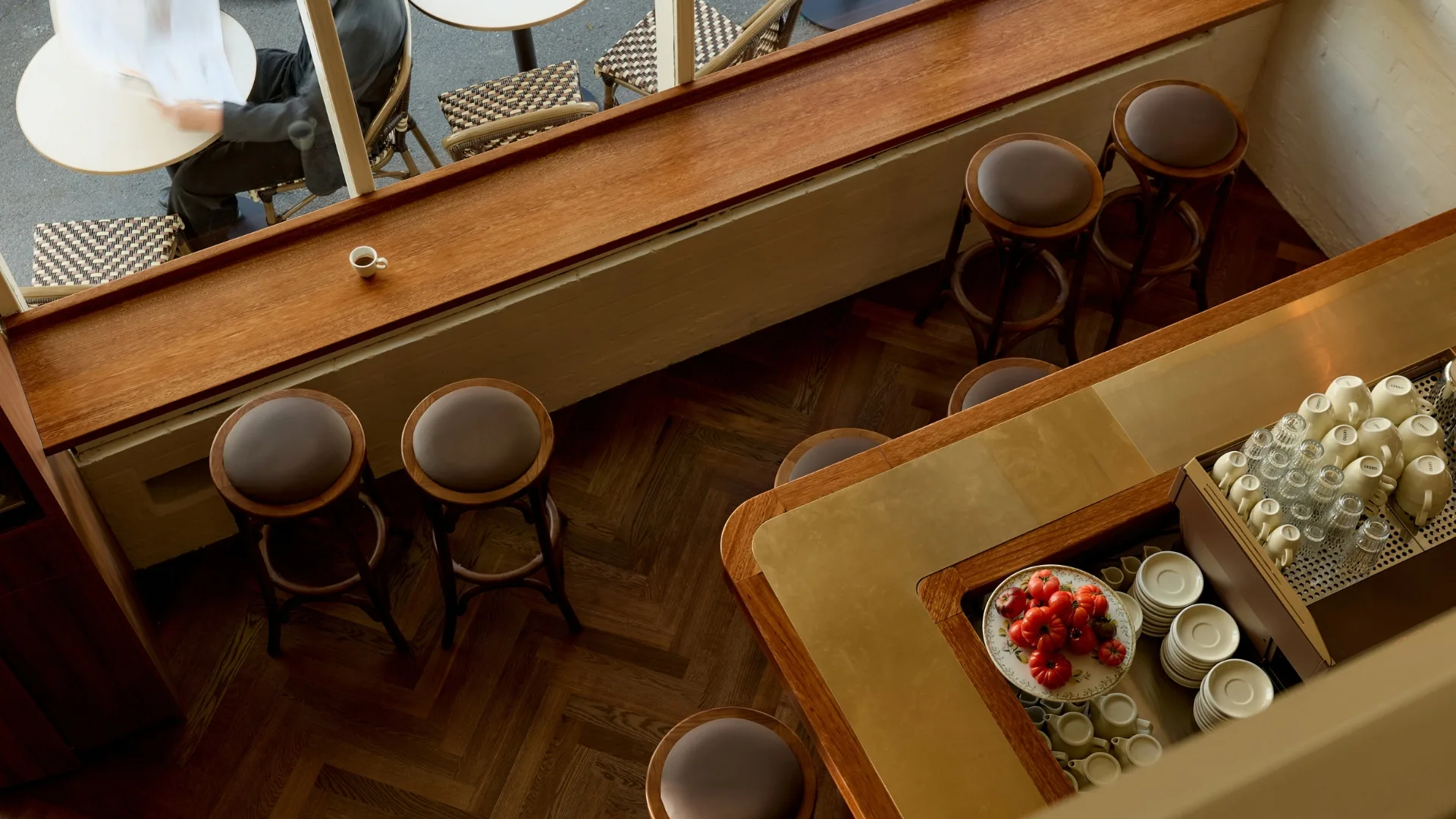 A new noodle joint has landed in Melbourne with thick ribbon-like udon