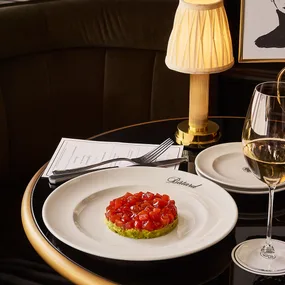 Spicy salmon tartare from Maison Batard