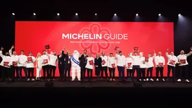 All of the recipients of Michelin stars New Zealand on the stage at the awards ceremony