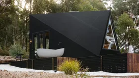 Ligo, an airbnb in NSW with an outdoor tub