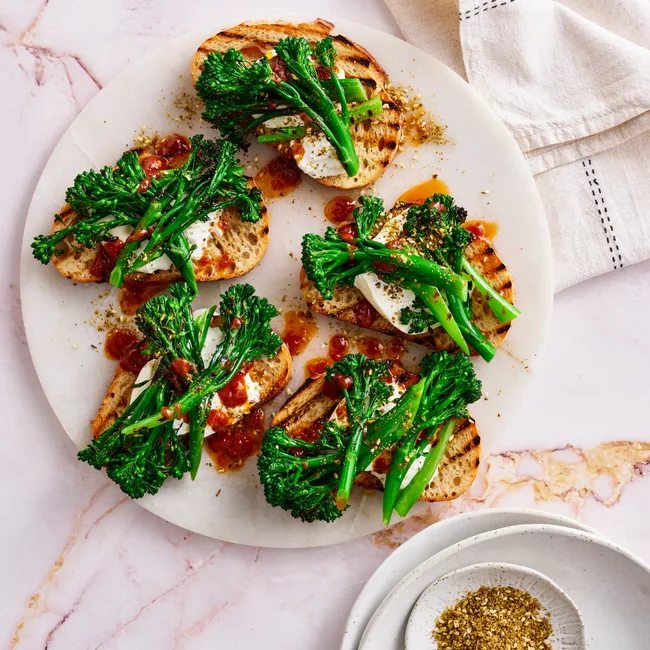 Broccolini takes the lead: a recipe collection of main character meals
