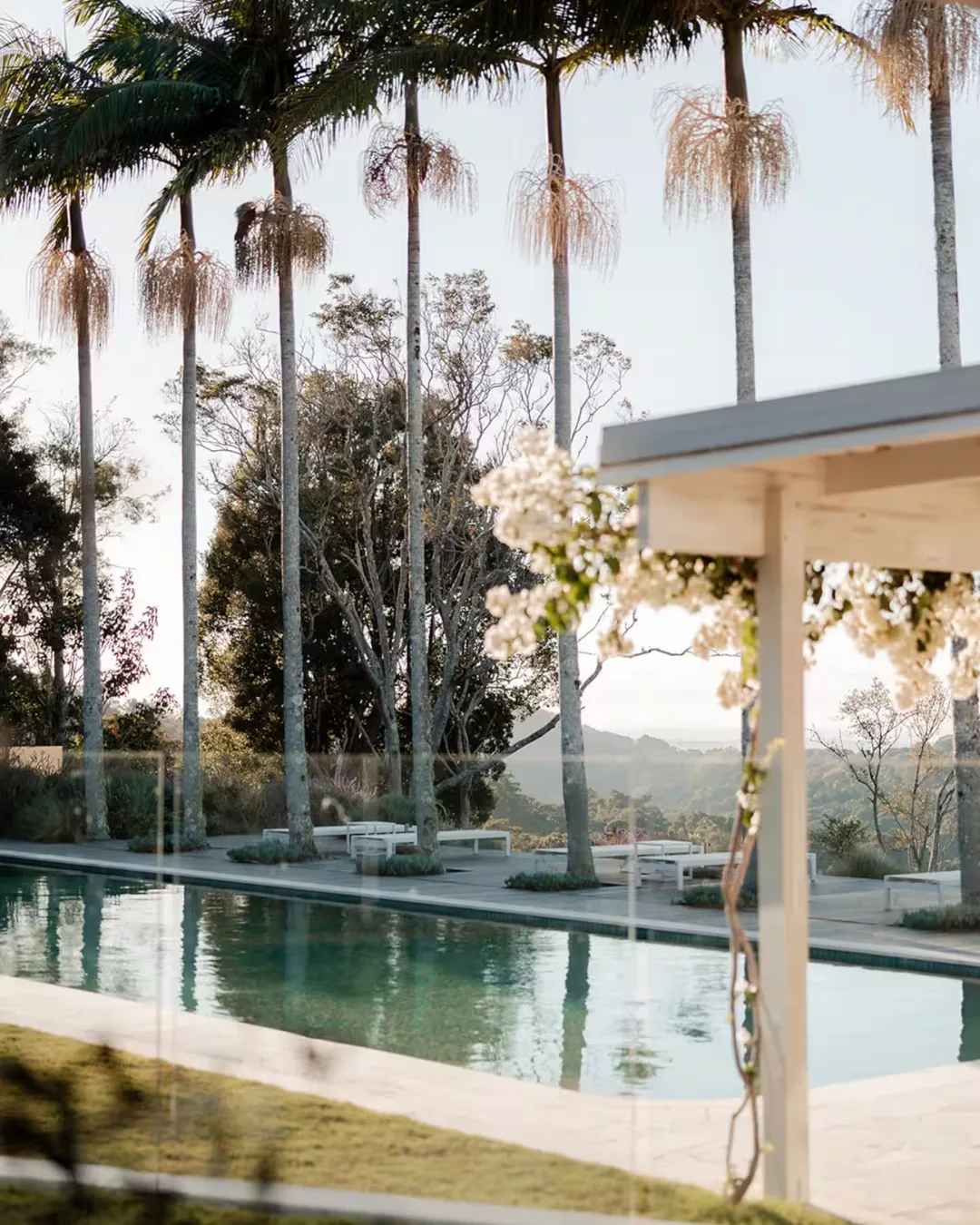 Hillside Carool is a luxurious group stay in the hinterlands 