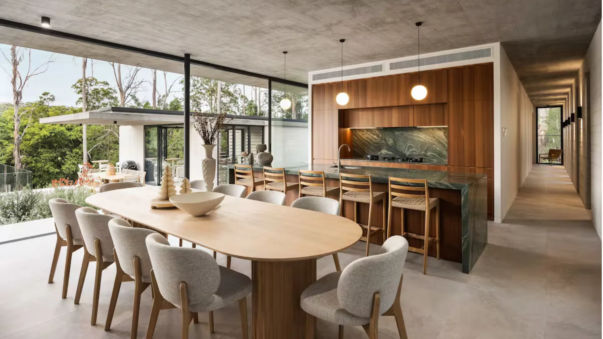 11 luxury Airbnbs and holiday rentals in Noosa for a springtime escape
