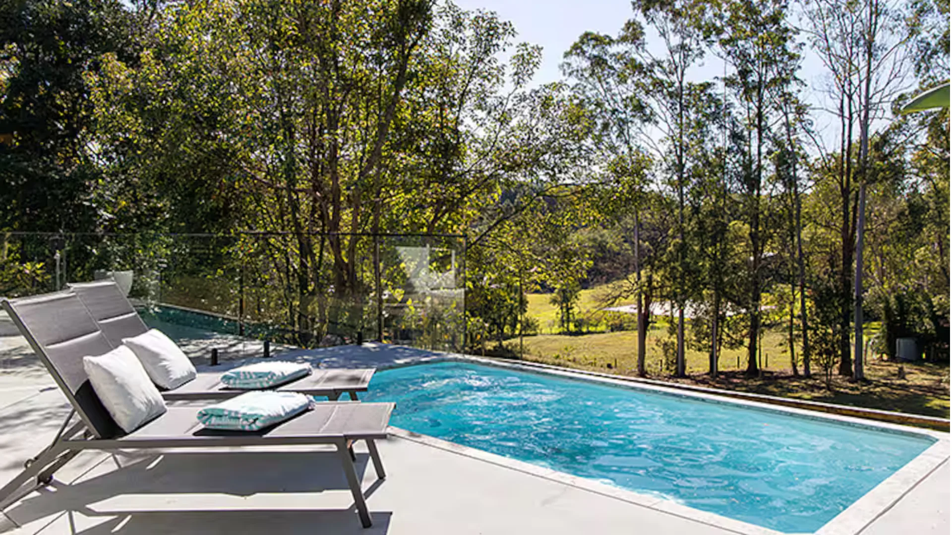 11 luxury Airbnbs and holiday rentals in Noosa for a springtime escape