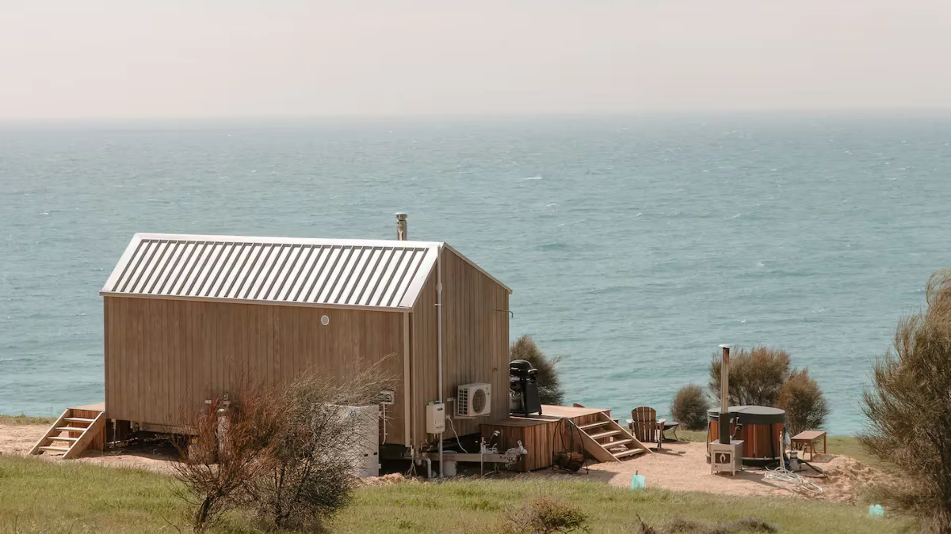 Off-grid Tiny House by the Sea on Kangaroo Island