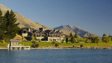 Blanket Bay Lodge, one of the best luxury New Zealand Hotels
