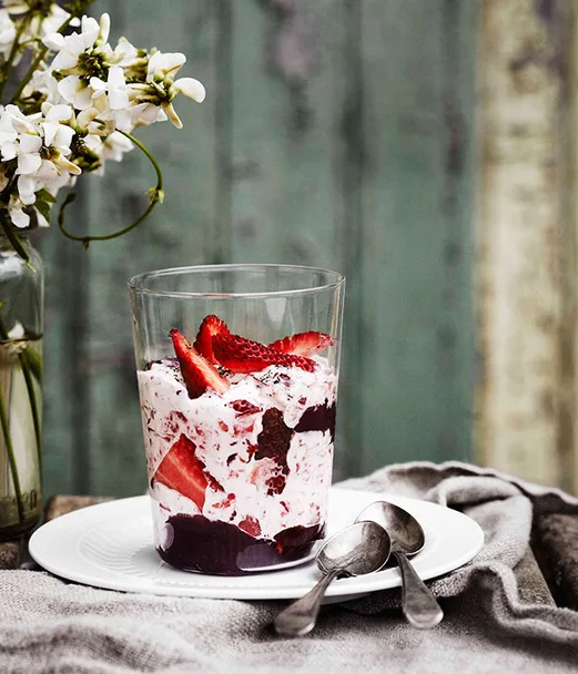 Strawberry syllabub with red wine and pepper jelly
