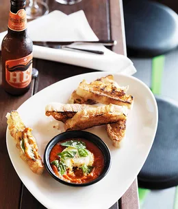 Stokehoue: Gympie Farm chèvre, tomato sugo and toasted pide