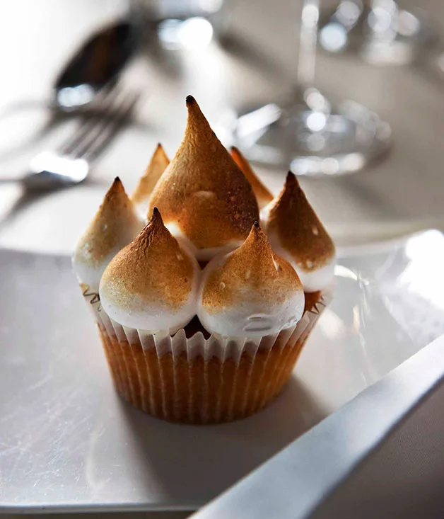 Rockpool Bar & Grill: Lemon meringue cupcakes