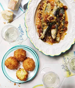 Guy Grossi: Arancini di riso al zafferano (Saffron arancini)