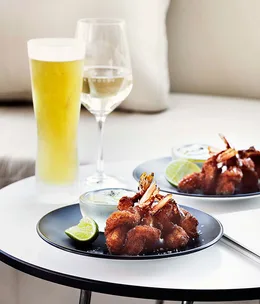 Brioche-crusted prawns with coriander and green chilli aïoli