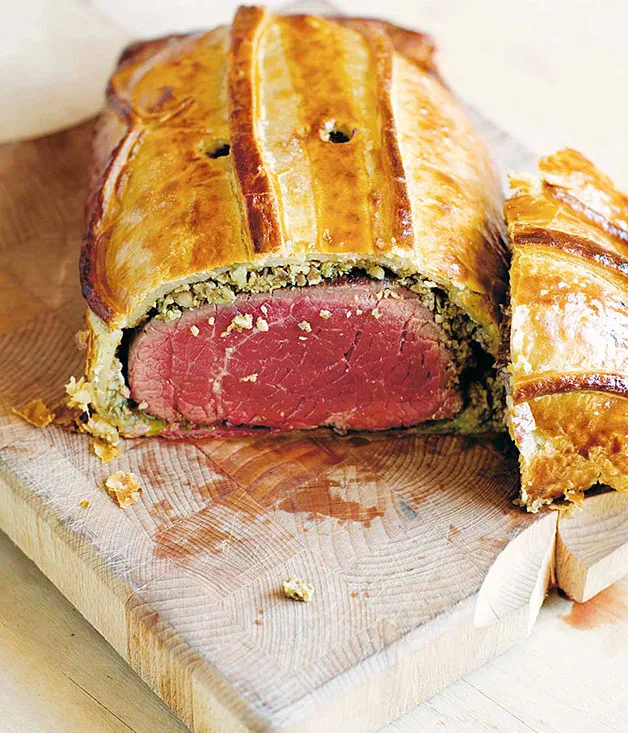 Stéphane Reynaud: Filet de boeuf rôti en croûte de champignons (roast fillet of beef with mushrooms “en croûte”)