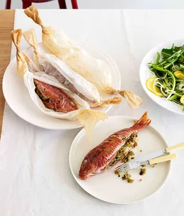 Eugenio Maiale: Triglie ripieni al cartoccio (stuffed red mullet in baking paper)