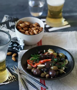 Spiced almonds (top)