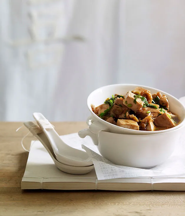Fresh bean curd with dried shrimp and coriander