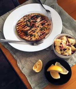 Swordfish with salmoriglio