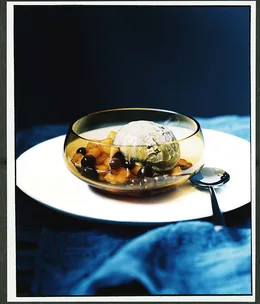 Apple in caramel with licorice and preserved lime ice-cream