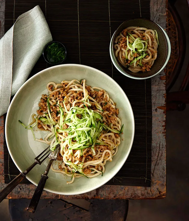 Minced pork tossed noodles (Zhajiang mian)