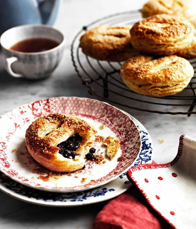 Eccles cakes