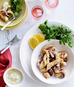 Calamaretti with salsa aglio