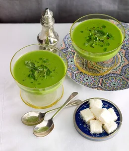 Green pea soup with parmesan marshmallow