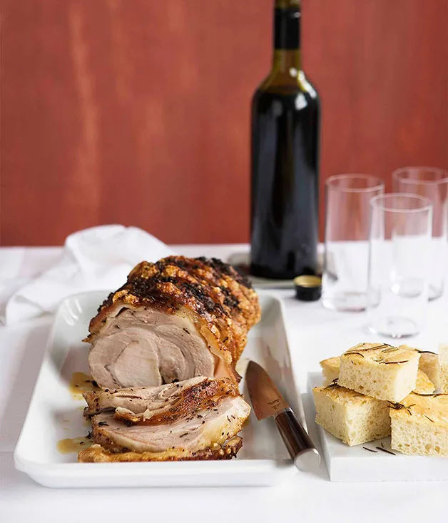 Porchetta with rosemary focaccia (porchetta stile di Ariccia servite con focaccia al romarino)