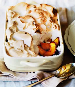 Peach queen of puddings